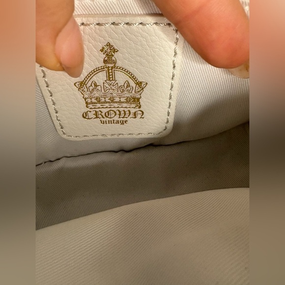 Crown Vintage women’s crossbody bag color cream off white preloved like new - Picture 8 of 8